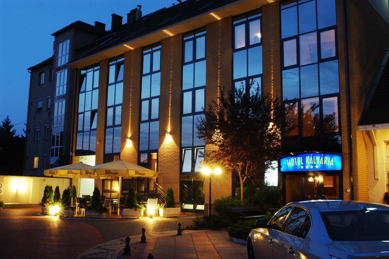 Hotel Kalvaria ジュール エクステリア 写真